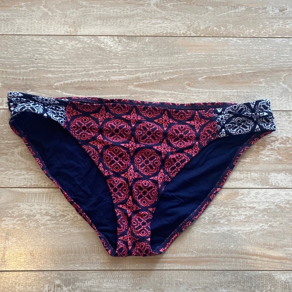 Tommy Bahama tankini set size large(14) - Picture 6 of 9